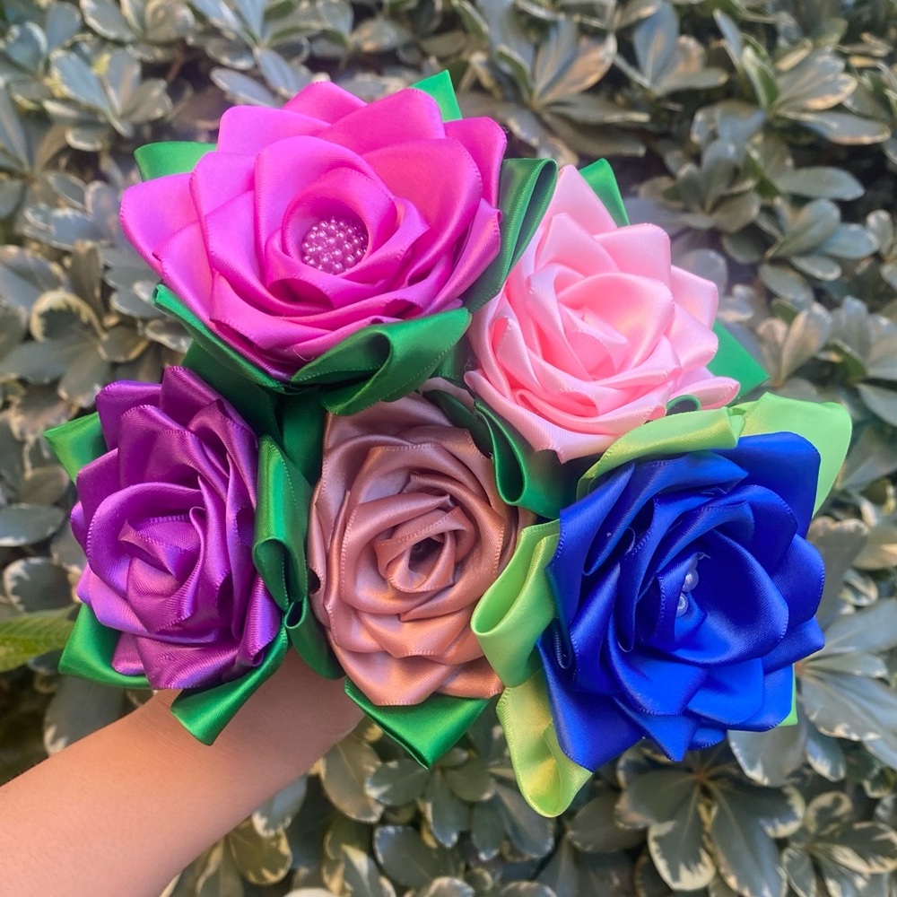 Hand Crafted Satin Rose Pen - Picture 2 of 10